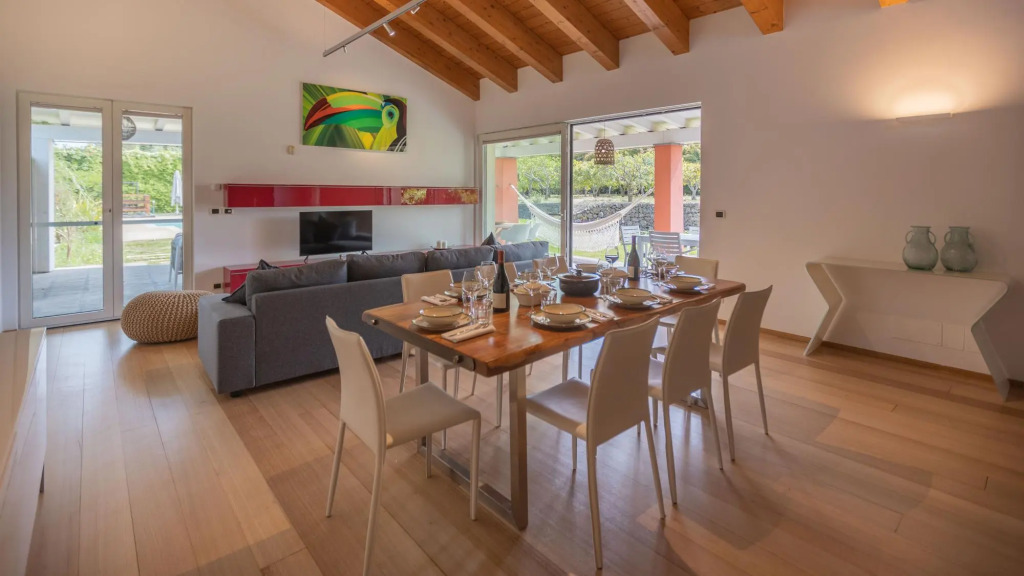 VILLA KIMIA 8, Emma Villas