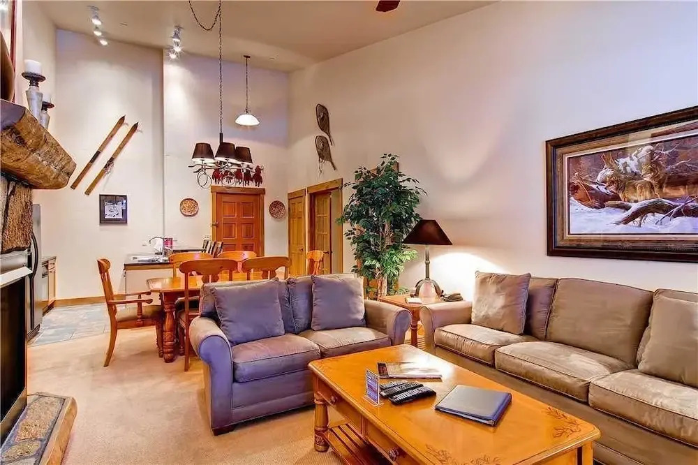 3306 Champagne Lodge, Trappeur's Crossing Apartment 2