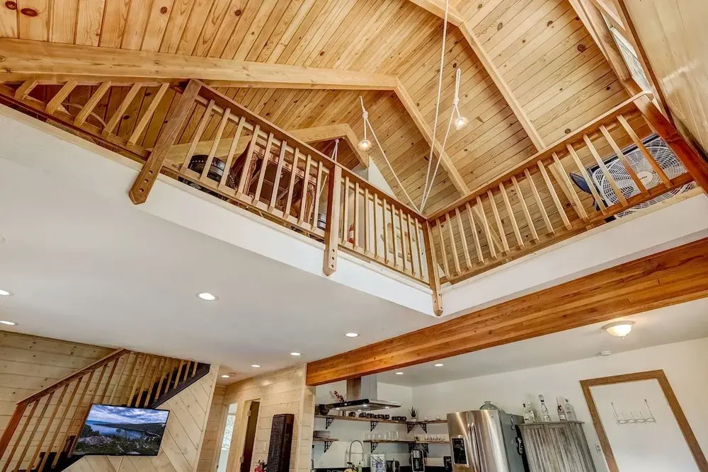 Rustic Haven - Hot tub & Pet Friendly