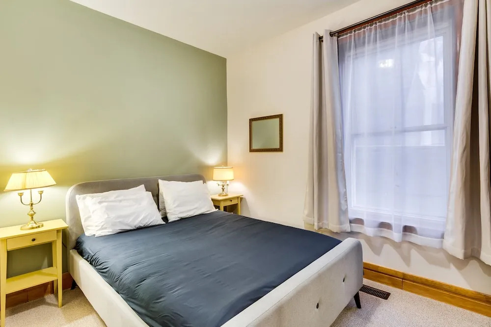 Duplex near the beach! 3 bedrooms in Andersonville by AllSet Turnover