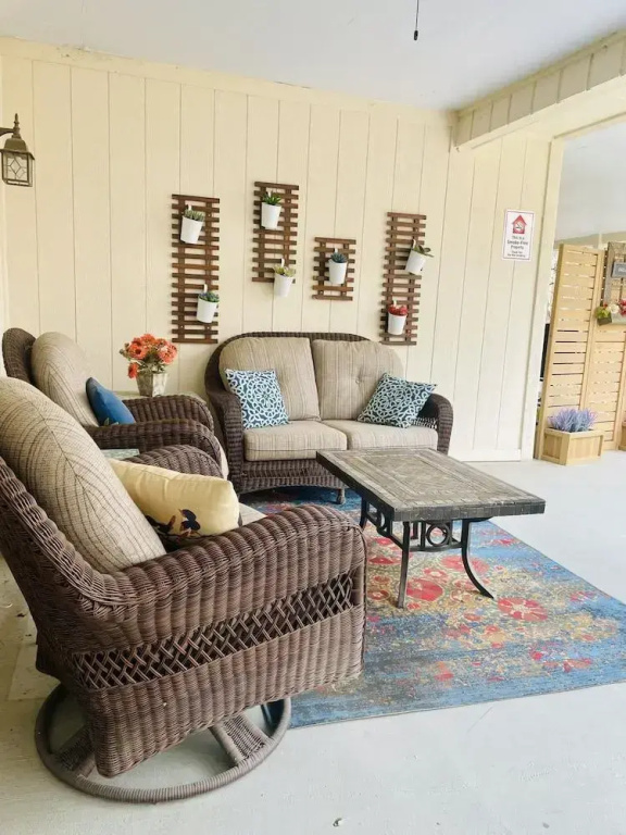 Lamb's Rest Inn B&B