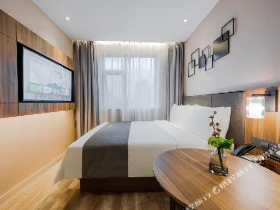 Home Inn Plus (Hangzhou West Lake, Southern Song Imperial Street)