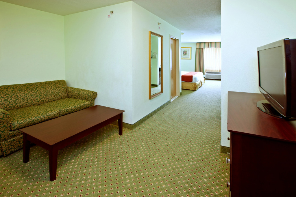 Holiday Inn Express Scottsburg by IHG