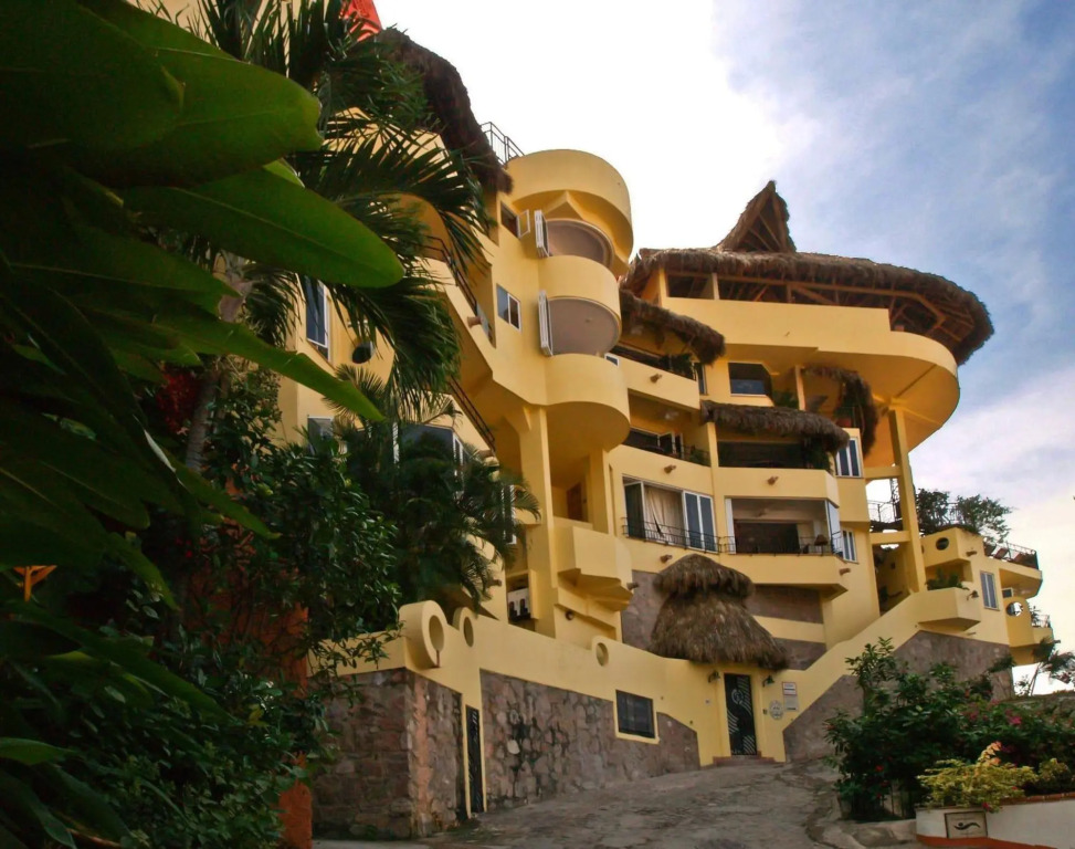 Casa Isabel a Boutique Hilltop Inn