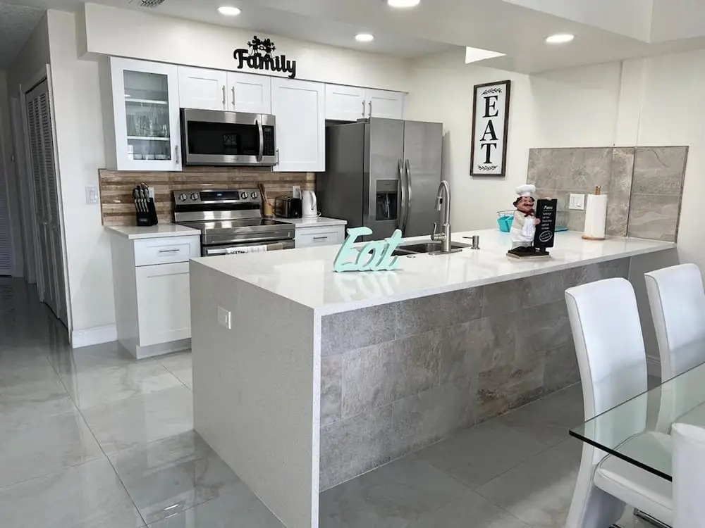Grand Luxury 3BR Penthouse Near Disney Parks 2
