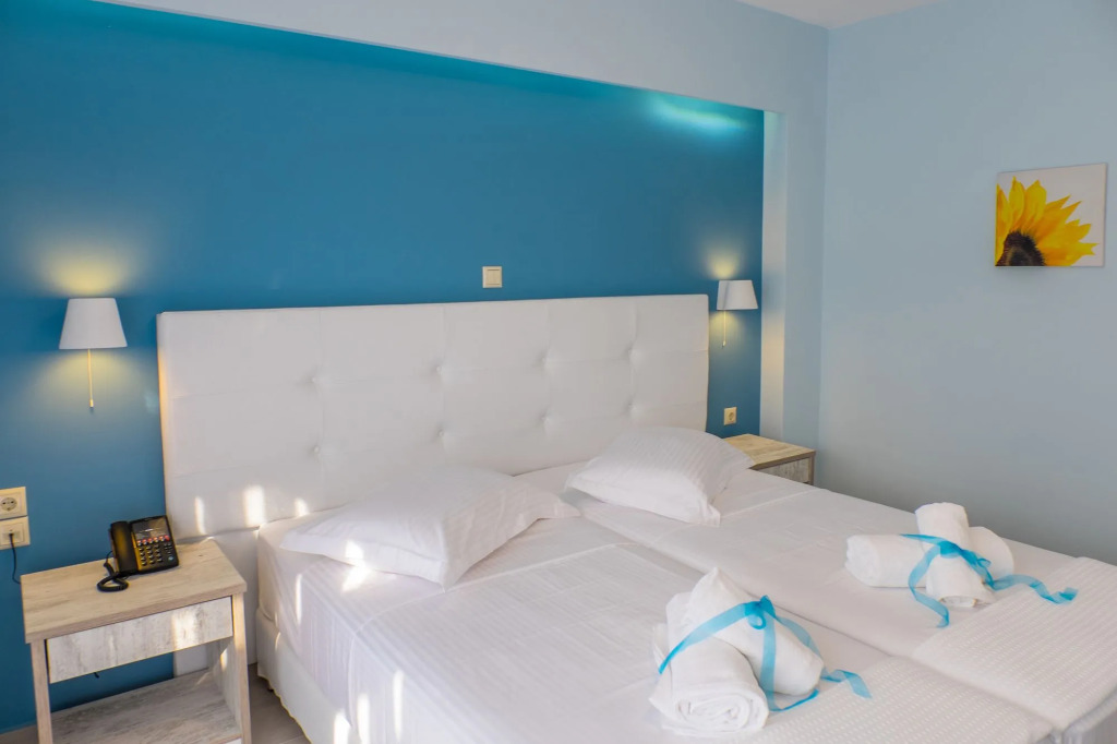 Must Boutique Hotel & Restaurant