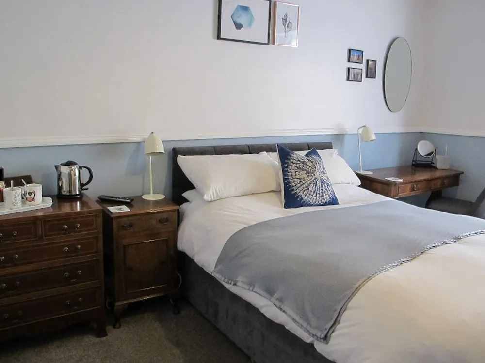 Stones Throw Guest House