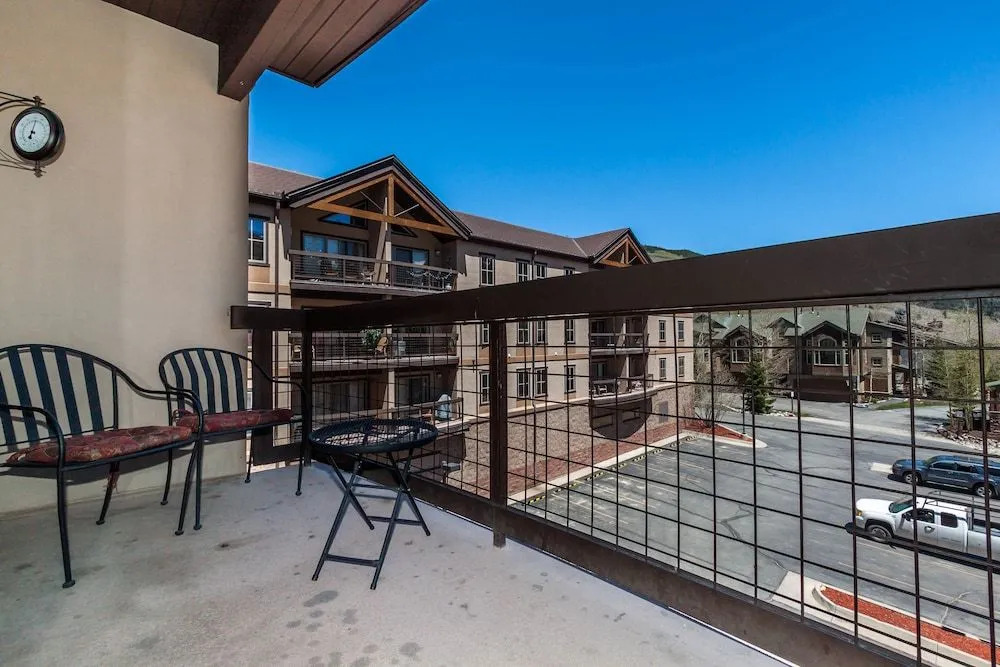Oro Grande #306 - 3 Br Condo
