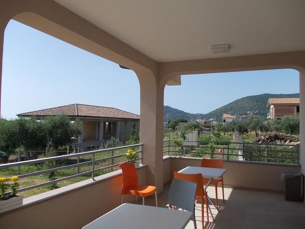 VILLA LAURO LUXURY B&B