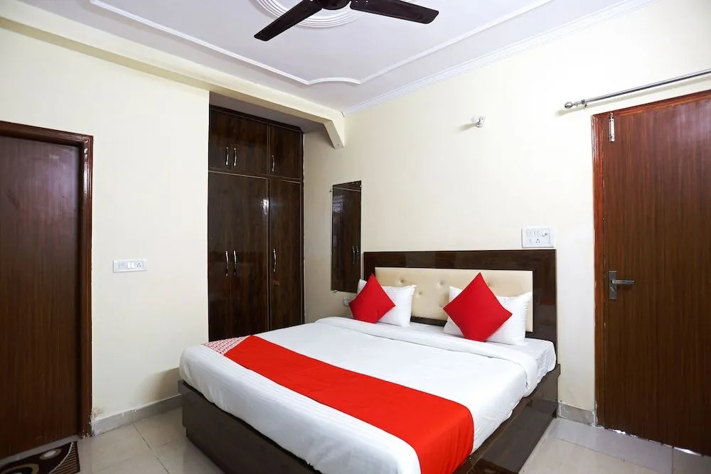 Hotel O Karan Residency