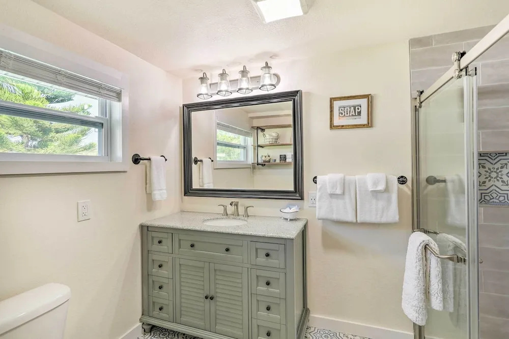 Merritt Island Home w/ Spa - 8 Mi to Cocoa Beach!
