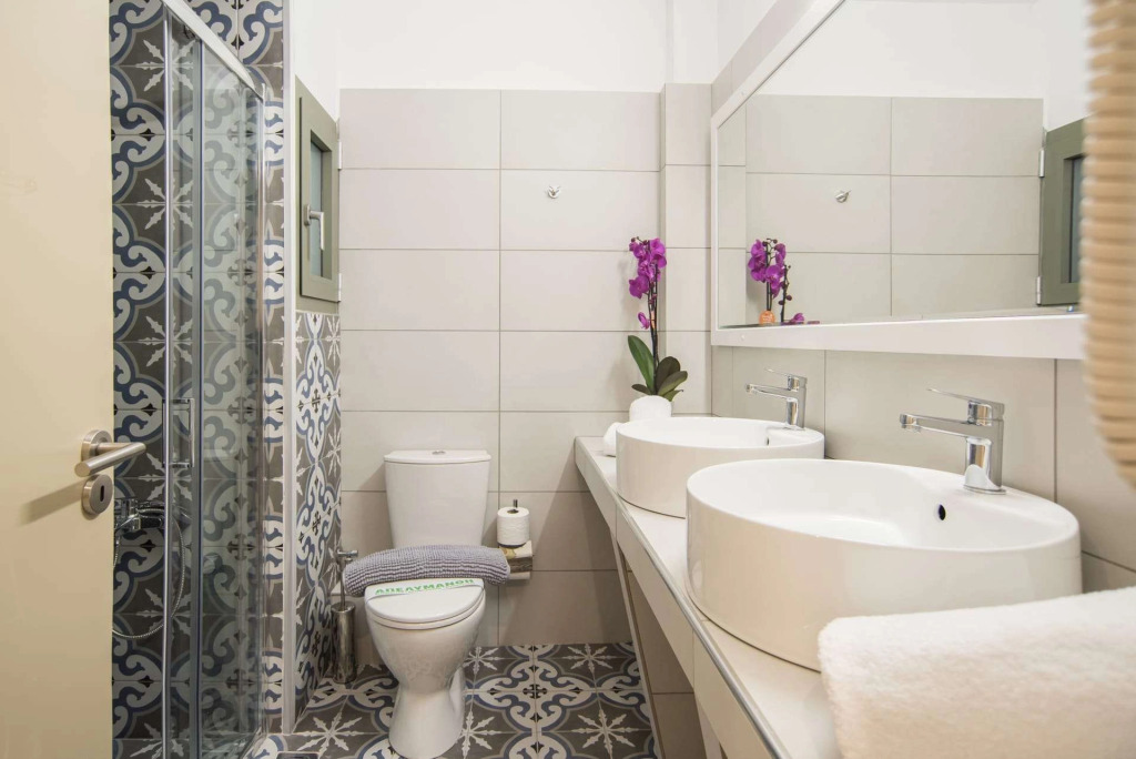 V Hotel Delphi