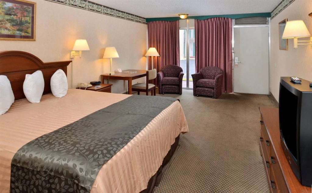 Days Inn Conference Center Columbia