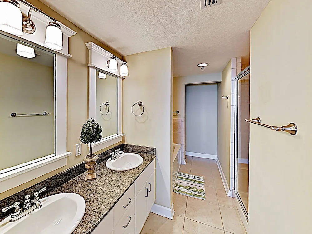 11800 Panama City Beach - 2 Br Condo