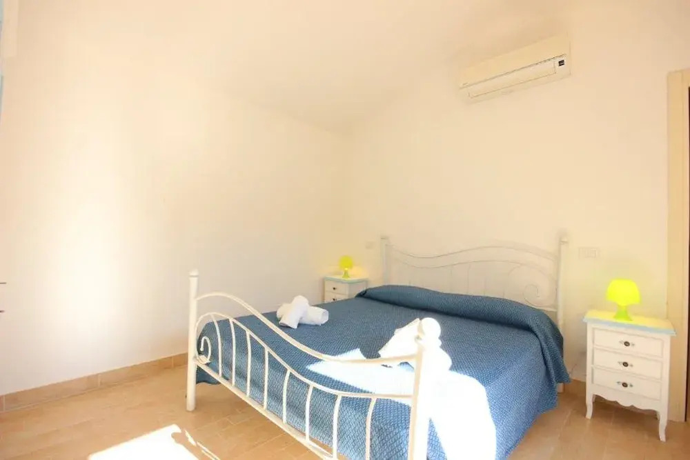 Villas with common or private pool in Costa Rei