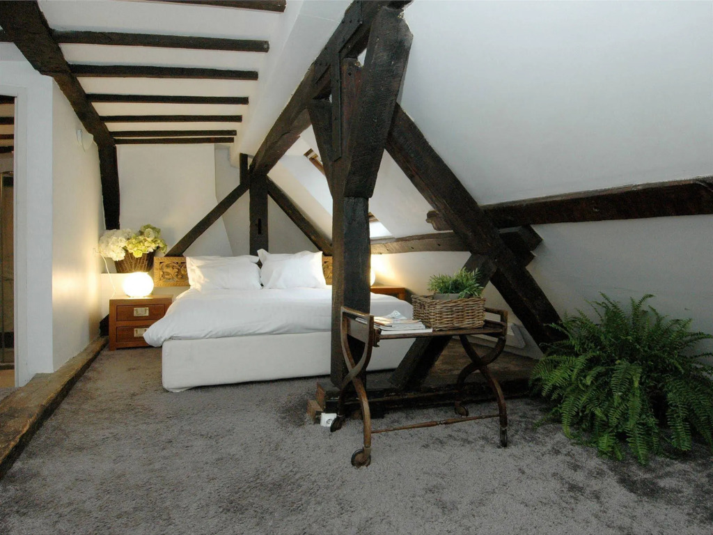 Gregoire Apartment