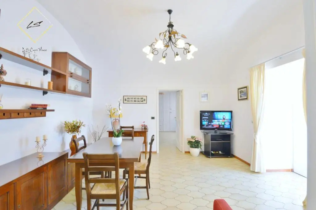 Lusi Capri House