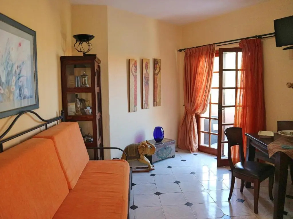 Villa Eleni Seaside Apartments-40 meters from Beach