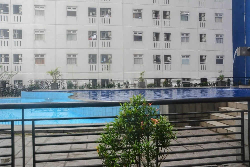Elegant And Well Designed 2Br At Green Pramuka City Apartment