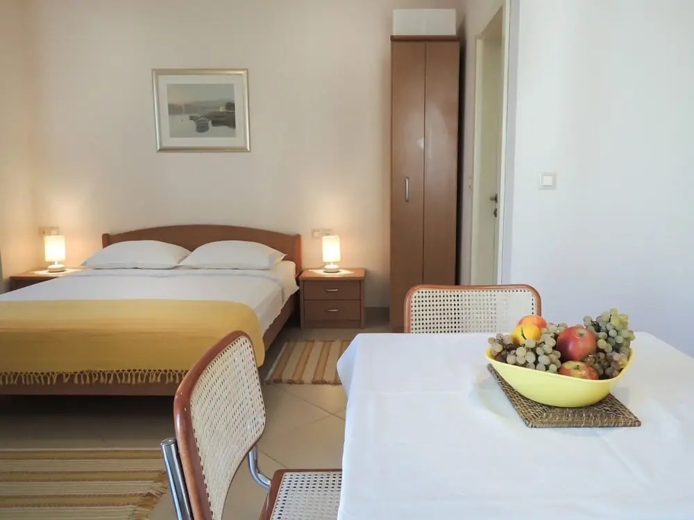 Smilja - 150 m From Pebble Beach - SA3