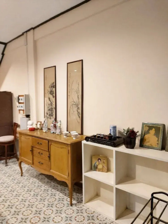 Real Bangkok Guesthouse Private 3BR Home 3 Min to BTS Ratchathewi