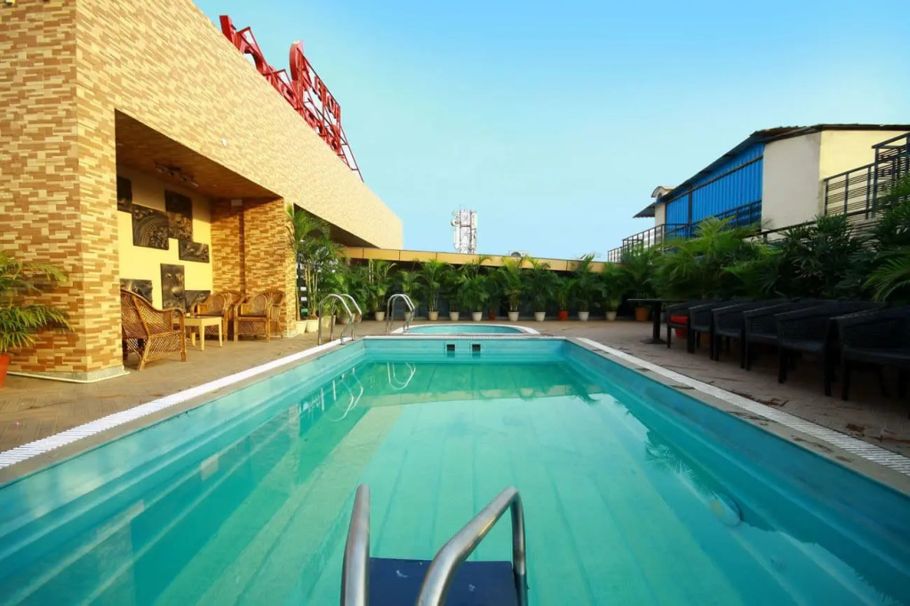 HOTEL EXCELLENCY