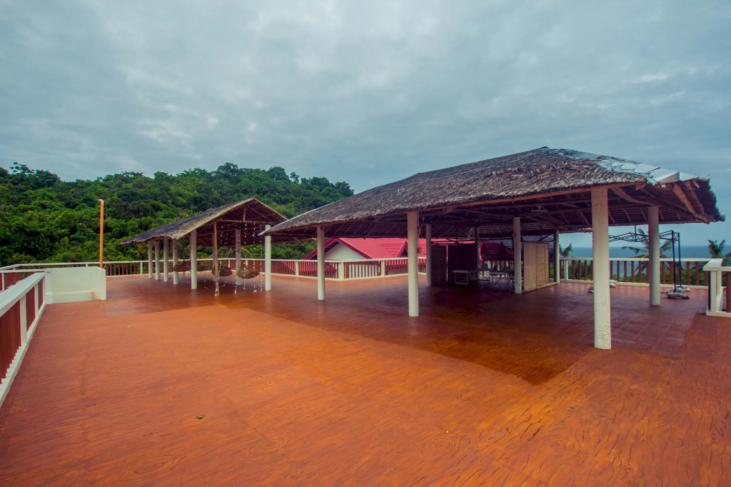 Oasis Resort and Spa