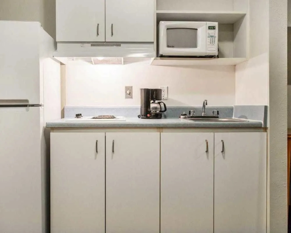 Suburban Extended Stay Hilton Head