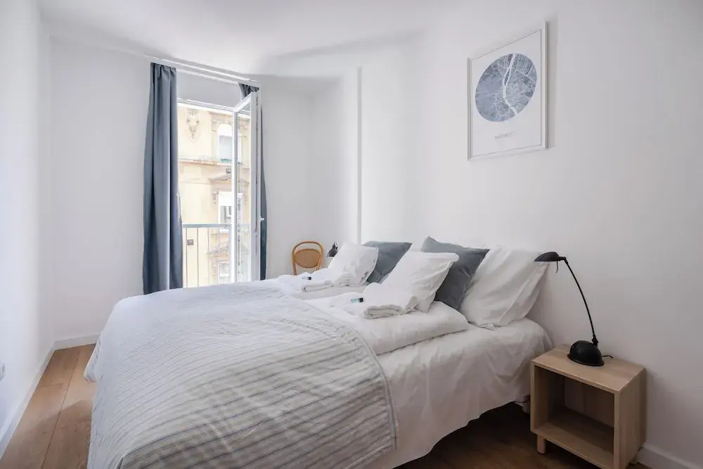 Rose Garden Residence - Boutique Apartments in City Center