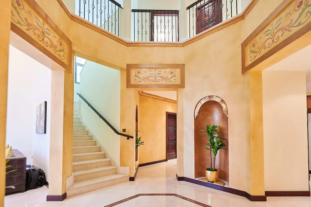 Rose Dream - 5 Bedrooms Palm Villa on the beach with private pool