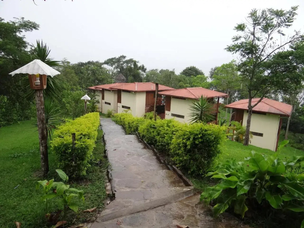 Las Jawas Lodge