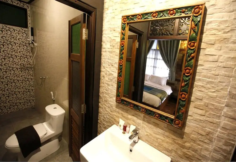 Baanthep Antique Homestay