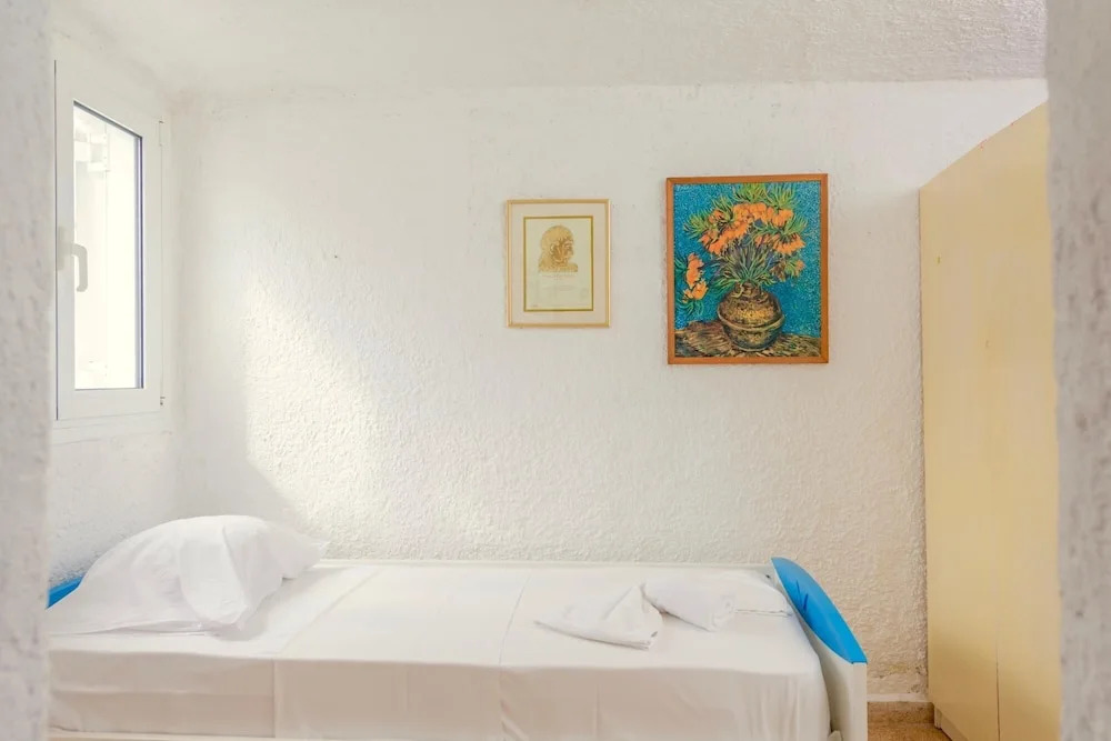 The Kokkini Beach Retreat