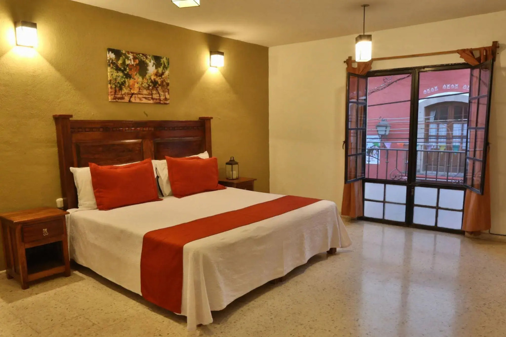Hotel Casa de Vino