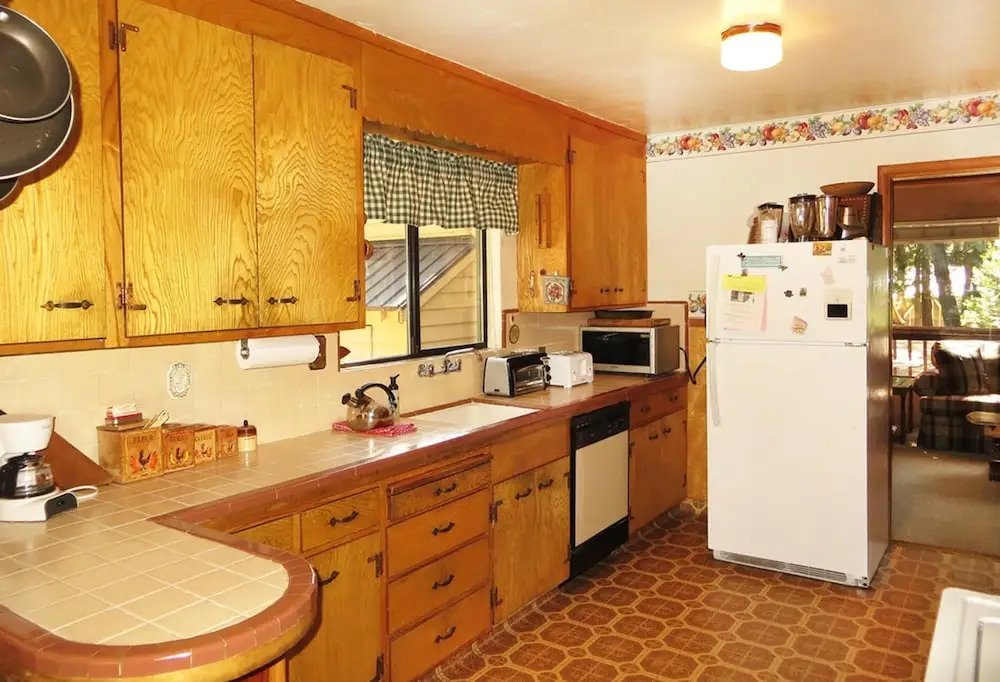 Balsam House - Walk to Lake & Private Beach Area