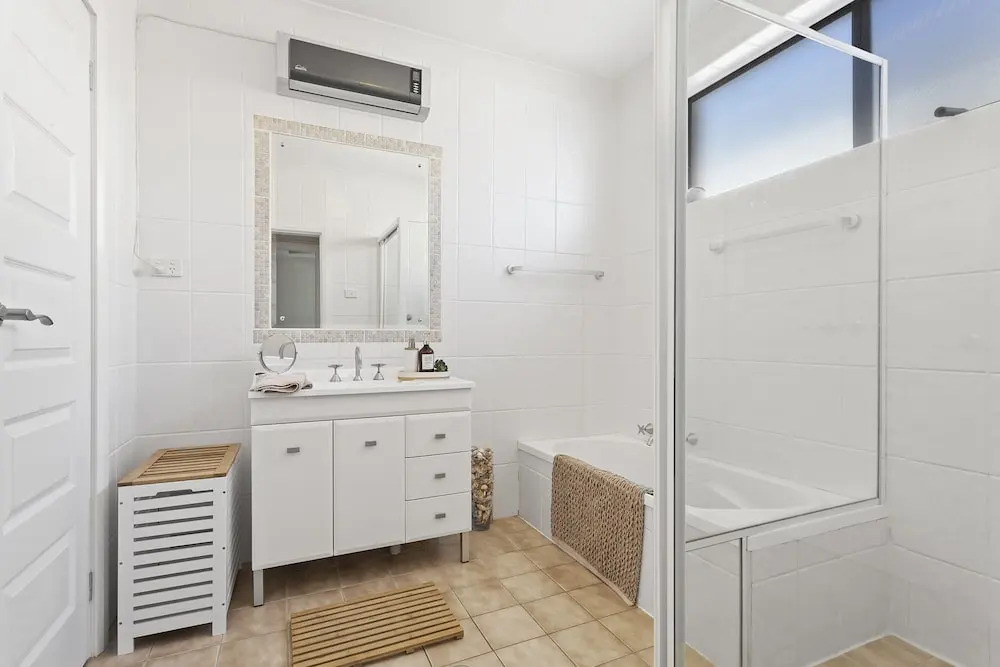 Ronald Ave, Bahia, Unit 02, 47