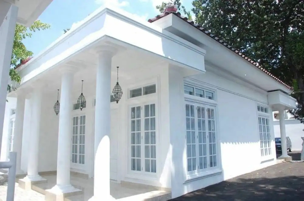 Griya Pamengkang 2 - Colonial House