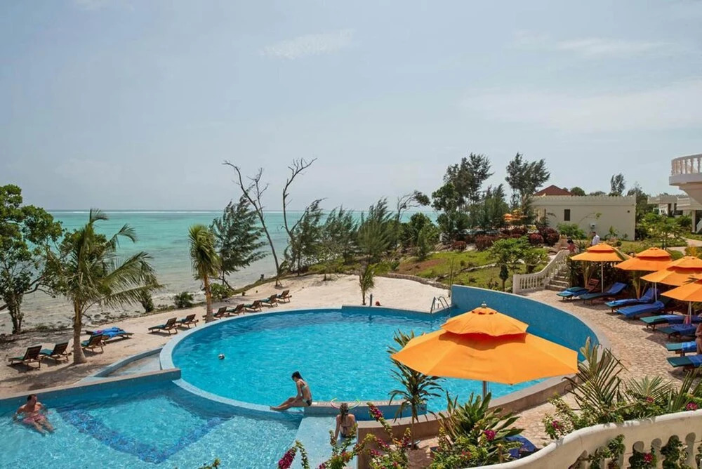 Relax and Enjoy Your Vacation at This Stunning Location