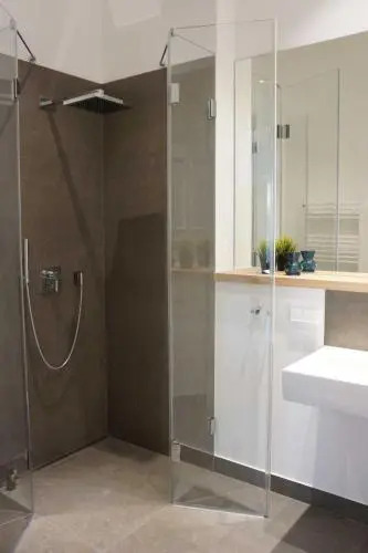 FIRST SELLIN Appartement 6