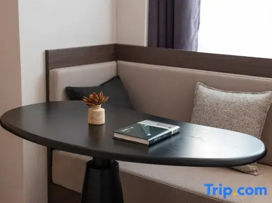 Atour Origin Hotel Dalian Hongxinghai Coastal Park