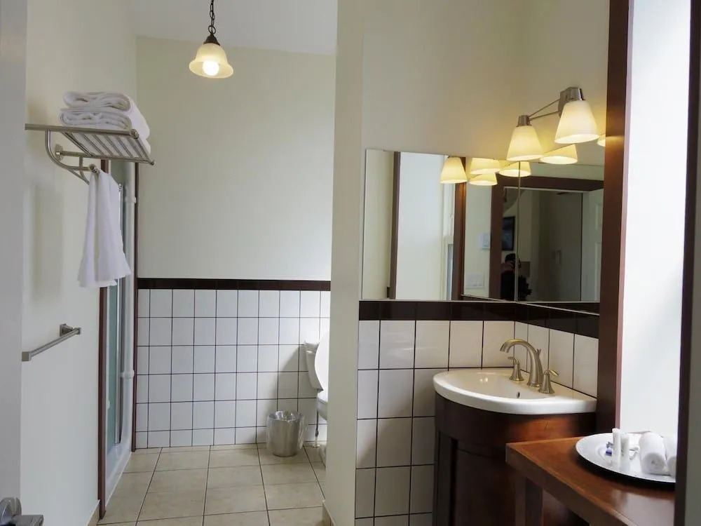 Water Suites