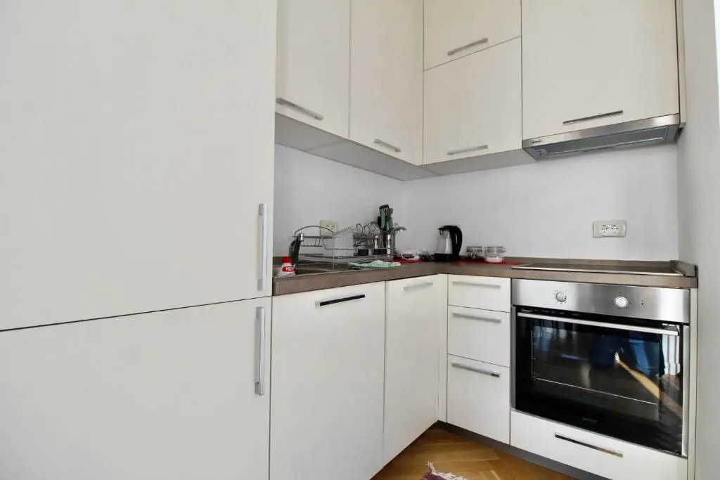 2bd New Dobrota Apt with Bay Views