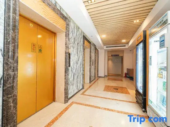 Shanghai Koala International Youth Hostel (Zhongshan park Wuning Road Subway Station)