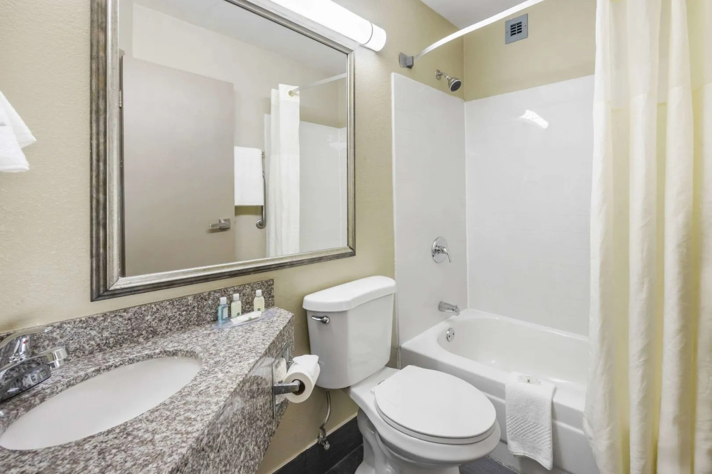 Quality Inn Jackson Northwest