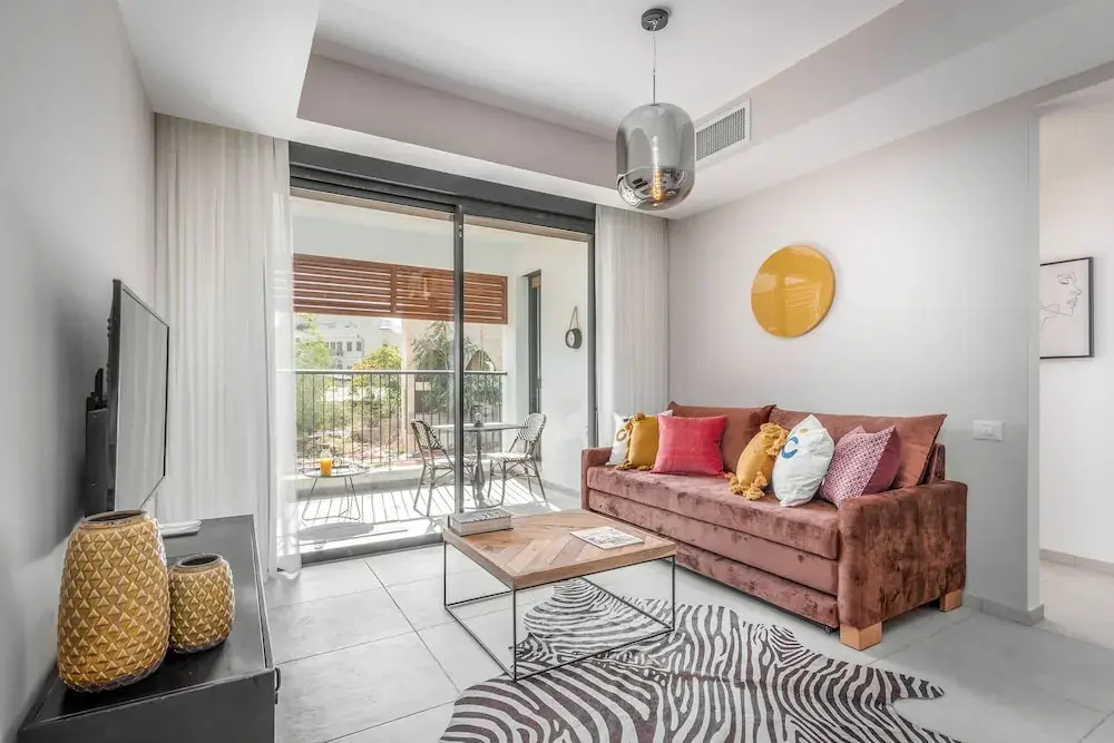 Stylish New 2BR Jaffa Near Setai Hotel