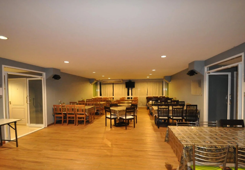 Kriss Residence