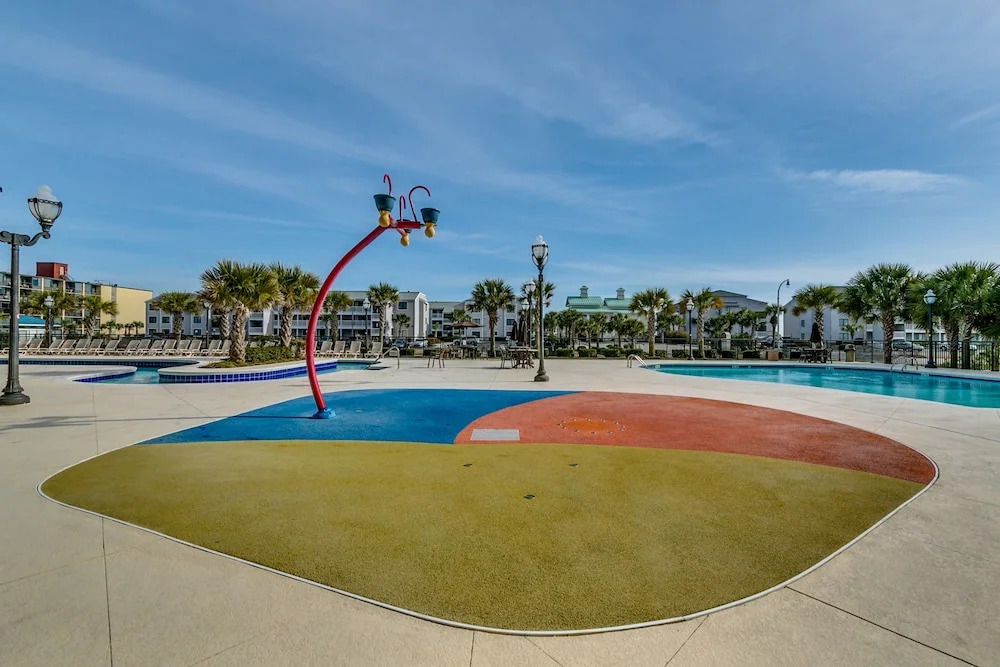 Tilghman Beach and Golf Resort by Condo-World