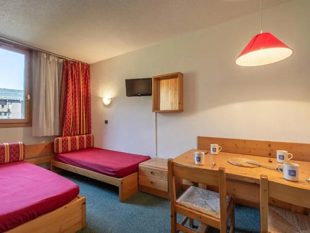 Appartement La Plagne, 1 pièce, 4 personnes - FR-1-353-13