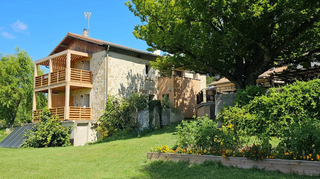 Logis Hôtel Les Vieilles Granges