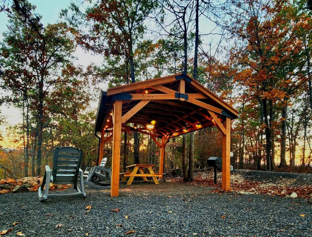Windstorm Cabin